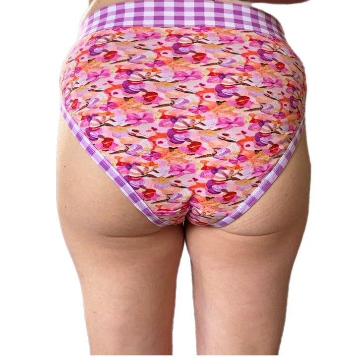 Brief Moment - Discharge-friendly Mid Rise Briefs